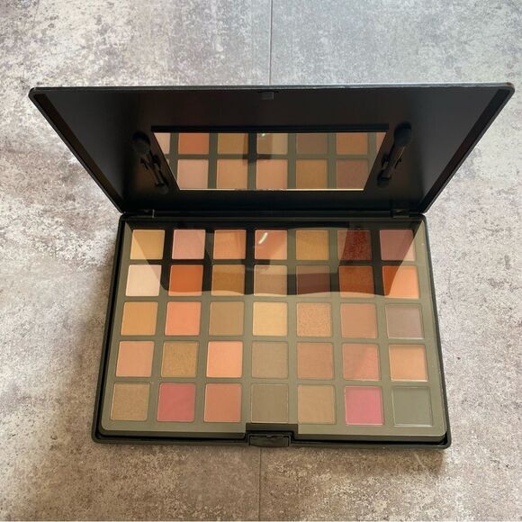 Beauty Treats Eye Shadow Palette NEW Dawn To Dusk Makeup - Picture 6 of 10